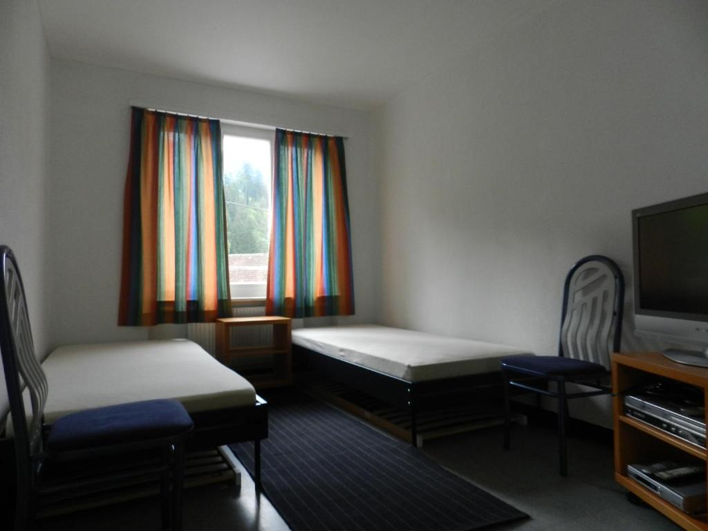 Gasthof Am Bach Bed & Breakfast Boltigen ภายนอก รูปภาพ
